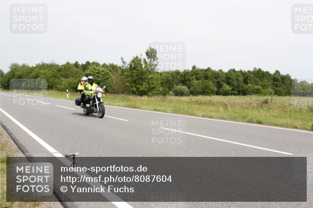 22.06.2025 - Viking Triathlon Yannick Fuchs http://msf.ph/oto/8087604 22.06.2025 13:21:23 Radfahren 333, 489 meine-sportfotos.de
