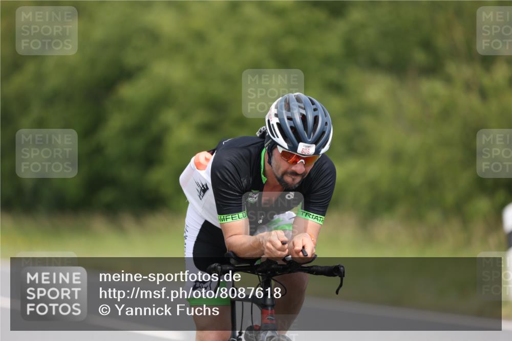 22.06.2025 - Viking Triathlon Yannick Fuchs http://msf.ph/oto/8087618 22.06.2025 13:09:00 Radfahren 65, 270, 283, 606 meine-sportfotos.de