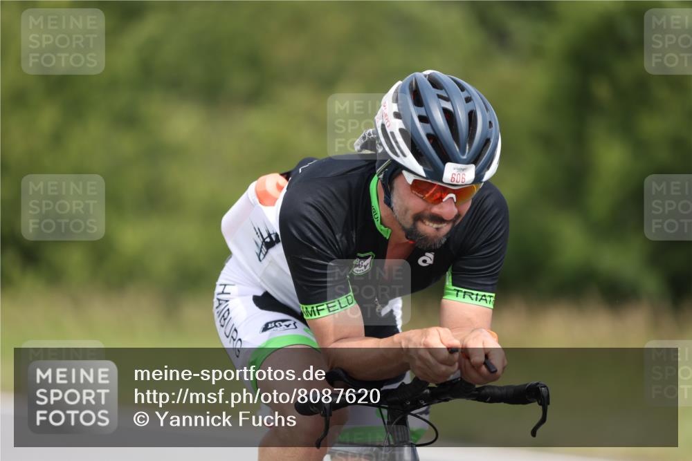 22.06.2025 - Viking Triathlon Yannick Fuchs http://msf.ph/oto/8087620 22.06.2025 13:09:00 Radfahren 65, 270, 283, 606 meine-sportfotos.de