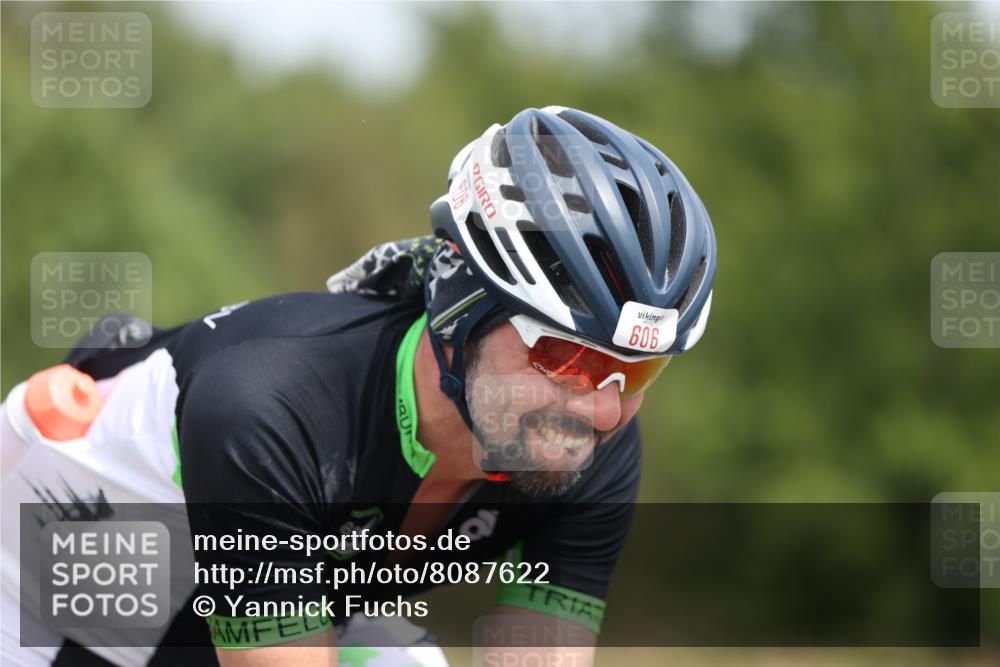 22.06.2025 - Viking Triathlon Yannick Fuchs http://msf.ph/oto/8087622 22.06.2025 13:09:00 Radfahren 65, 270, 283, 606 meine-sportfotos.de