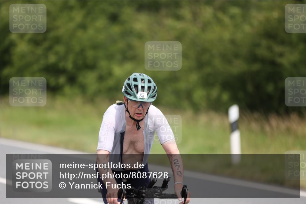 22.06.2025 - Viking Triathlon Yannick Fuchs http://msf.ph/oto/8087628 22.06.2025 13:09:08 Radfahren 270 meine-sportfotos.de