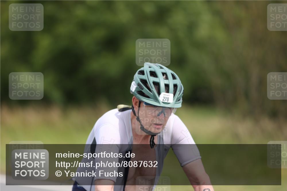22.06.2025 - Viking Triathlon Yannick Fuchs http://msf.ph/oto/8087632 22.06.2025 13:09:09 Radfahren 270 meine-sportfotos.de