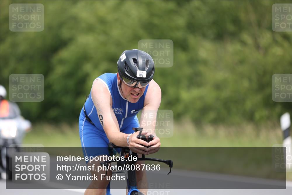 22.06.2025 - Viking Triathlon Yannick Fuchs http://msf.ph/oto/8087636 22.06.2025 13:09:19 Radfahren 109, 131, 369, 442, 447, 639 meine-sportfotos.de