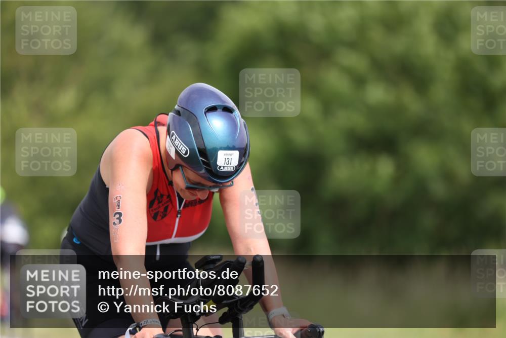 22.06.2025 - Viking Triathlon Yannick Fuchs http://msf.ph/oto/8087652 22.06.2025 13:09:26 Radfahren 131, 369, 442, 639 meine-sportfotos.de