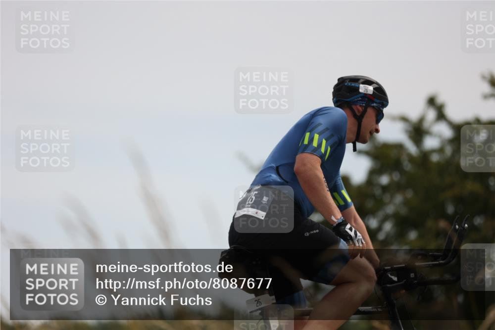 22.06.2025 - Viking Triathlon Yannick Fuchs http://msf.ph/oto/8087677 22.06.2025 13:10:06 Radfahren 25, 128, 181, 614 meine-sportfotos.de