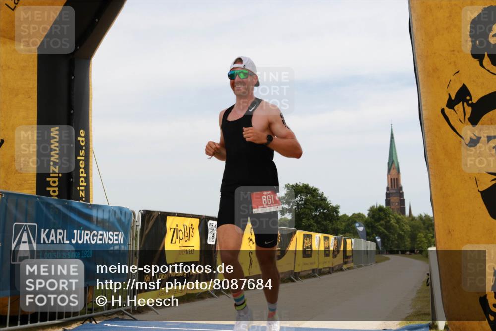 22.06.2025 - Viking Triathlon H.Heesch http://msf.ph/oto/8087684 22.06.2025 12:40:33 Laufen 661 meine-sportfotos.de