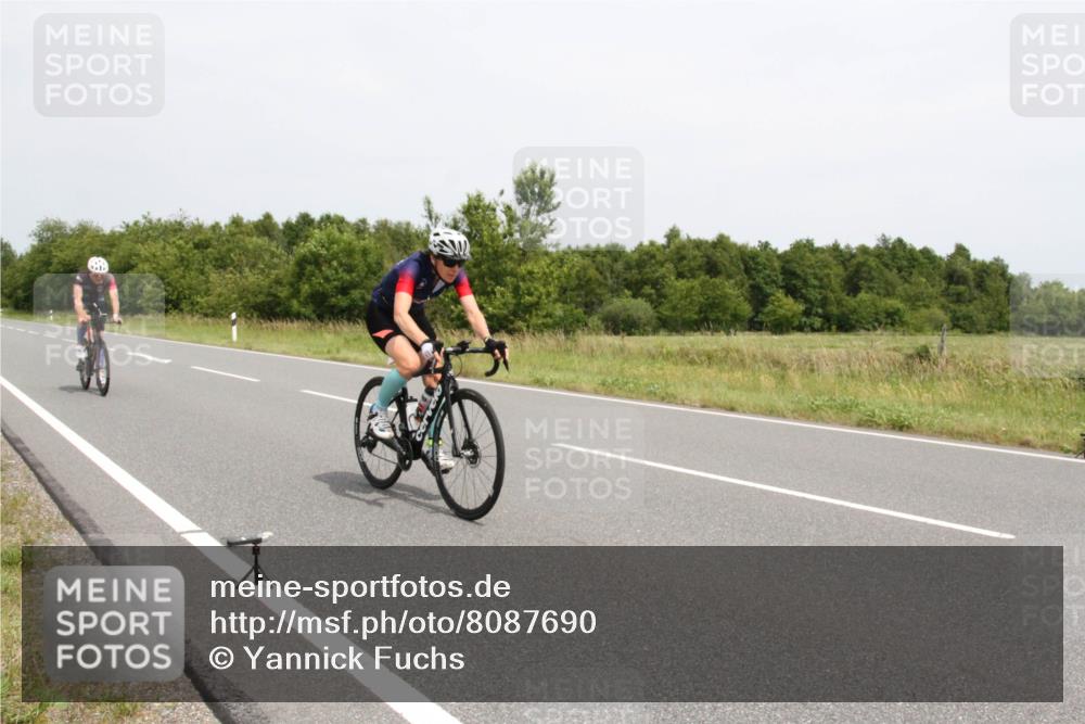 22.06.2025 - Viking Triathlon Yannick Fuchs http://msf.ph/oto/8087690 22.06.2025 13:21:33 Radfahren 483, 649 meine-sportfotos.de