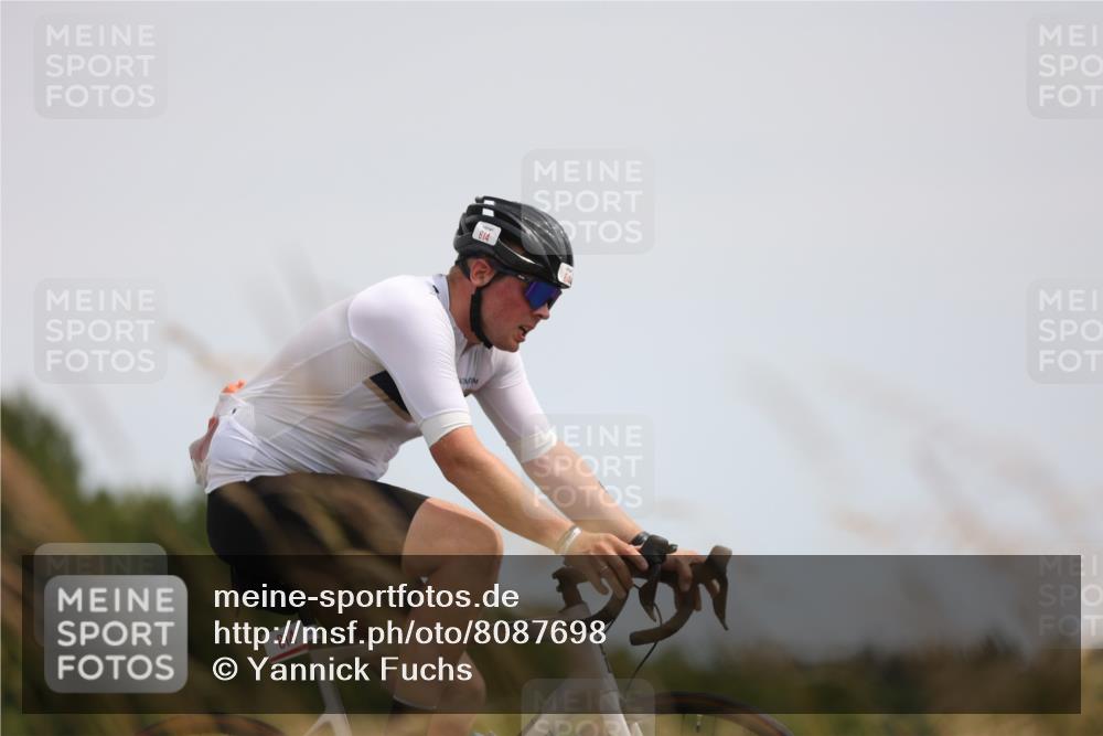22.06.2025 - Viking Triathlon Yannick Fuchs http://msf.ph/oto/8087698 22.06.2025 13:10:11 Radfahren 181, 614 meine-sportfotos.de