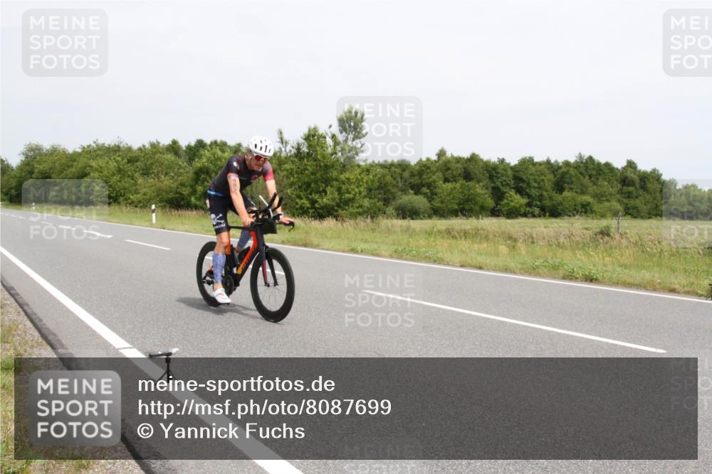 22.06.2025 - Viking Triathlon Yannick Fuchs http://msf.ph/oto/8087699 22.06.2025 13:21:34 Radfahren 460, 483, 649 meine-sportfotos.de