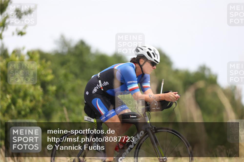 22.06.2025 - Viking Triathlon Yannick Fuchs http://msf.ph/oto/8087723 22.06.2025 13:10:42 Radfahren 136, 225, 488 meine-sportfotos.de