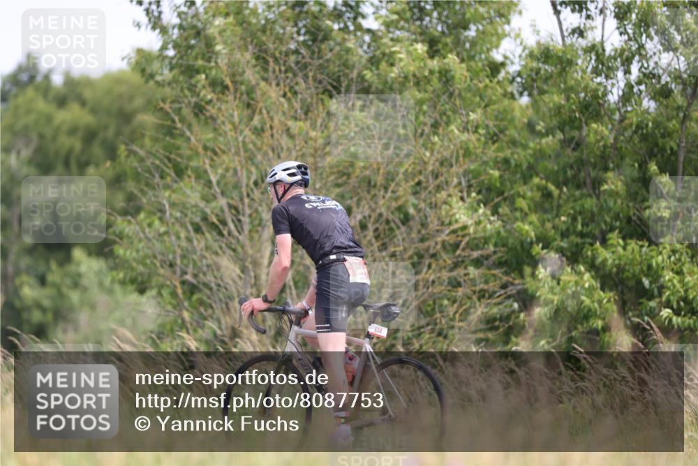 22.06.2025 - Viking Triathlon Yannick Fuchs http://msf.ph/oto/8087753 22.06.2025 13:10:57 Radfahren 291, 318, 621, 634 meine-sportfotos.de