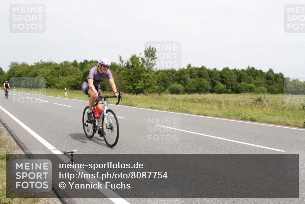 22.06.2025 - Viking Triathlon Yannick Fuchs http://msf.ph/oto/8087754 22.06.2025 13:21:39 Radfahren 249, 460, 483 meine-sportfotos.de