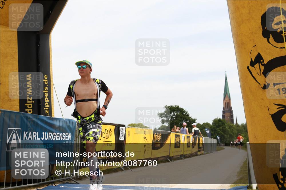 22.06.2025 - Viking Triathlon H.Heesch http://msf.ph/oto/8087760 22.06.2025 12:49:57 Laufen 368 meine-sportfotos.de