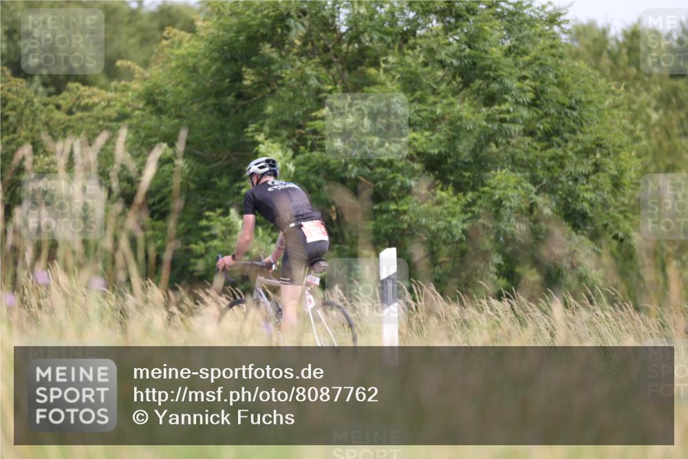 22.06.2025 - Viking Triathlon Yannick Fuchs http://msf.ph/oto/8087762 22.06.2025 13:10:58 Radfahren 154, 291, 318, 621 meine-sportfotos.de