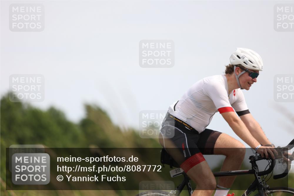 22.06.2025 - Viking Triathlon Yannick Fuchs http://msf.ph/oto/8087772 22.06.2025 13:11:04 Radfahren 154, 291, 318 meine-sportfotos.de