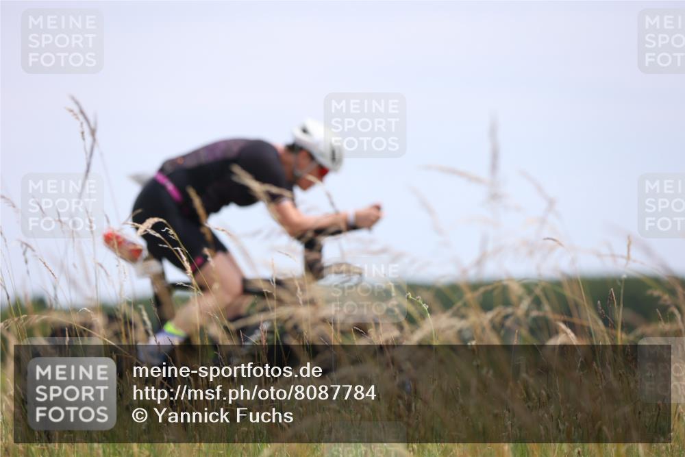 22.06.2025 - Viking Triathlon Yannick Fuchs http://msf.ph/oto/8087784 22.06.2025 13:11:06 Radfahren 154, 291, 318 meine-sportfotos.de