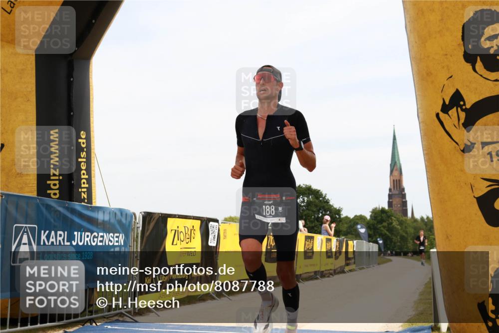 22.06.2025 - Viking Triathlon H.Heesch http://msf.ph/oto/8087788 22.06.2025 12:53:11 Laufen 188 meine-sportfotos.de