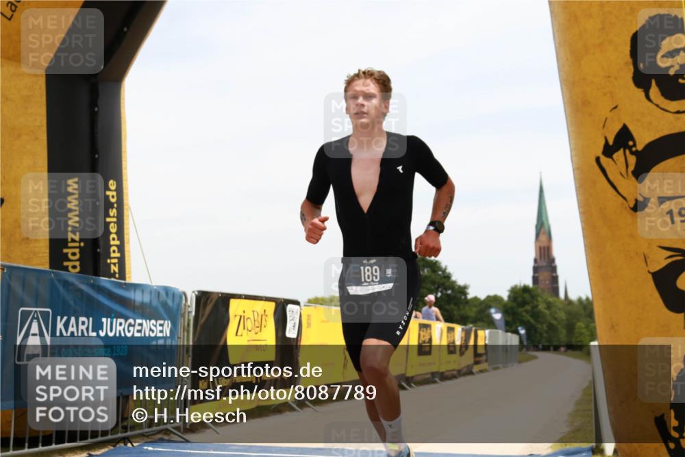 22.06.2025 - Viking Triathlon H.Heesch http://msf.ph/oto/8087789 22.06.2025 12:53:18 Laufen 189 meine-sportfotos.de
