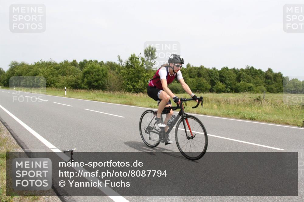22.06.2025 - Viking Triathlon Yannick Fuchs http://msf.ph/oto/8087794 22.06.2025 13:21:43 Radfahren 249, 460 meine-sportfotos.de