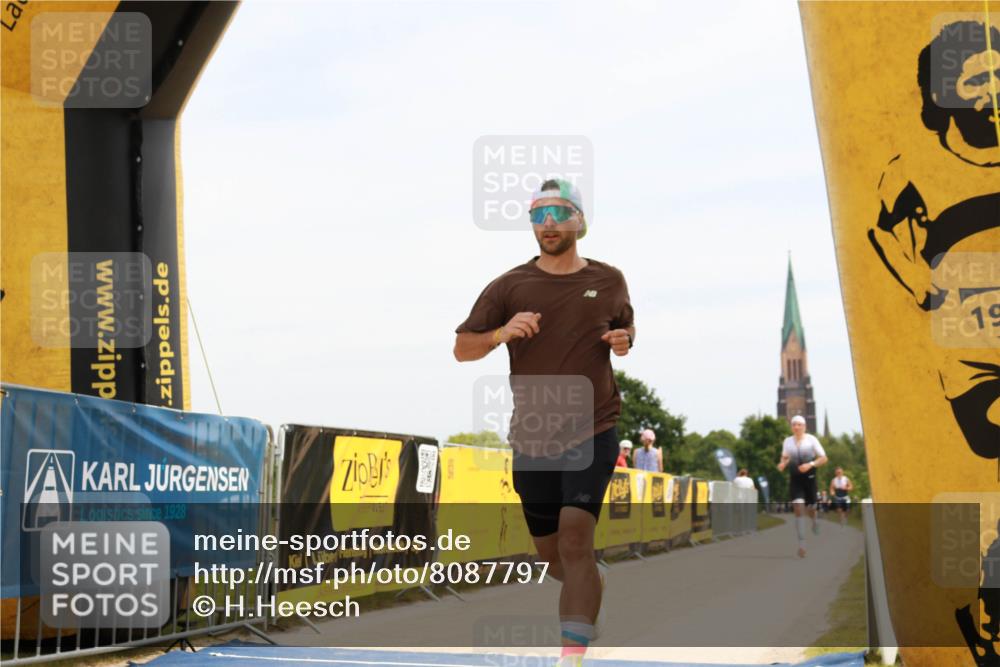 22.06.2025 - Viking Triathlon H.Heesch http://msf.ph/oto/8087797 22.06.2025 12:54:52 Laufen 444, 645 meine-sportfotos.de