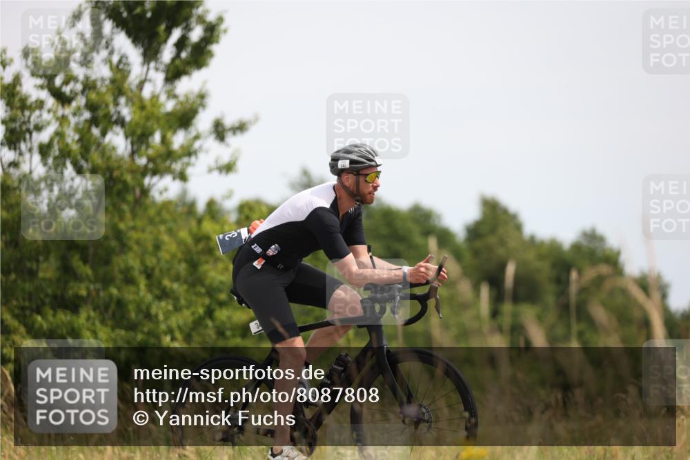 22.06.2025 - Viking Triathlon Yannick Fuchs http://msf.ph/oto/8087808 22.06.2025 13:11:19 Radfahren 327, 342, 626 meine-sportfotos.de