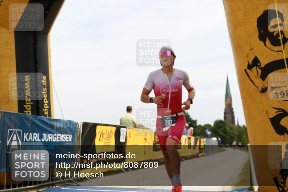 22.06.2025 - Viking Triathlon H.Heesch http://msf.ph/oto/8087809 22.06.2025 12:56:00 Laufen 287 meine-sportfotos.de
