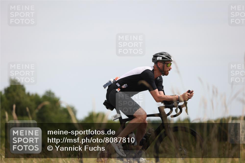 22.06.2025 - Viking Triathlon Yannick Fuchs http://msf.ph/oto/8087810 22.06.2025 13:11:19 Radfahren 327, 342, 626 meine-sportfotos.de