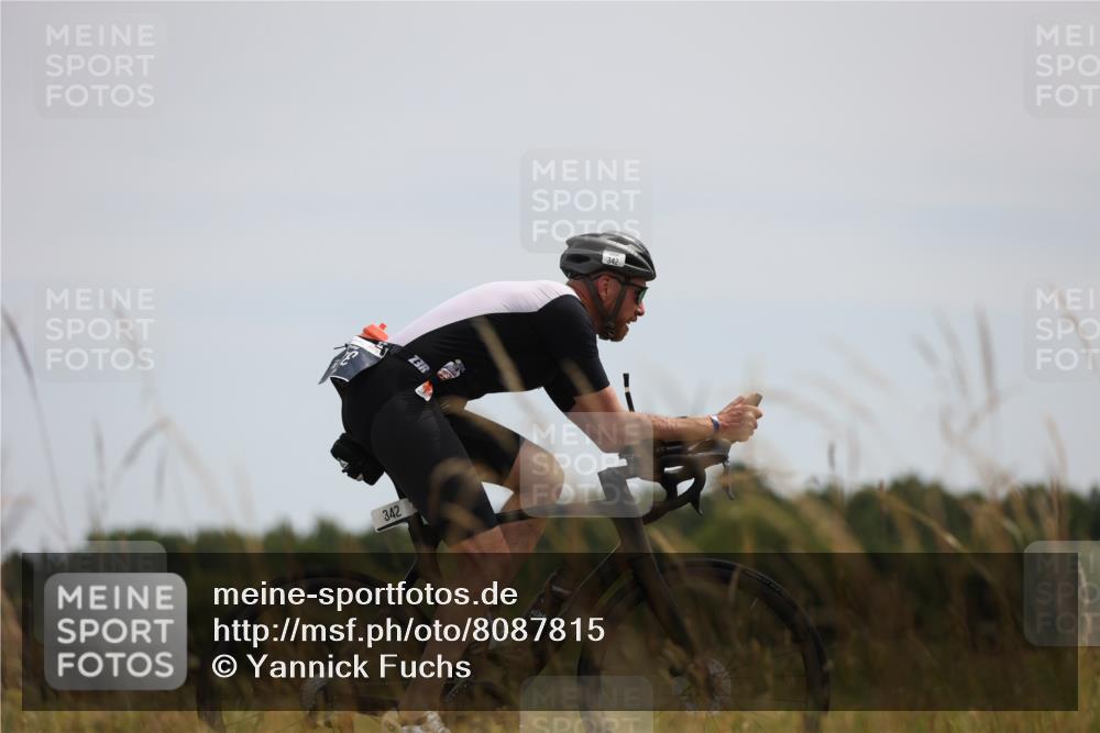 22.06.2025 - Viking Triathlon Yannick Fuchs http://msf.ph/oto/8087815 22.06.2025 13:11:20 Radfahren 327, 342, 626 meine-sportfotos.de