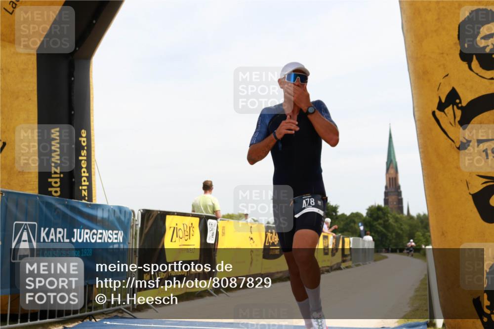 22.06.2025 - Viking Triathlon H.Heesch http://msf.ph/oto/8087829 22.06.2025 12:57:36 Laufen 478 meine-sportfotos.de