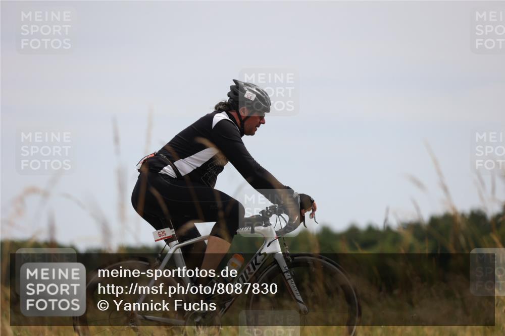 22.06.2025 - Viking Triathlon Yannick Fuchs http://msf.ph/oto/8087830 22.06.2025 13:11:24 Radfahren 328, 336, 342, 626 meine-sportfotos.de