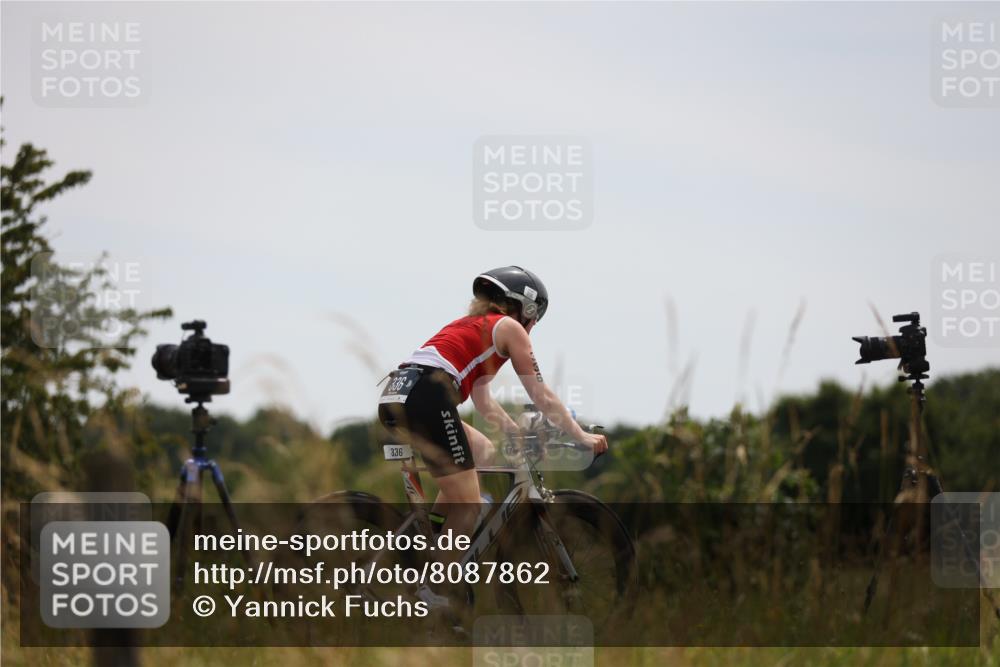 22.06.2025 - Viking Triathlon Yannick Fuchs http://msf.ph/oto/8087862 22.06.2025 13:11:34 Radfahren 328, 336 meine-sportfotos.de