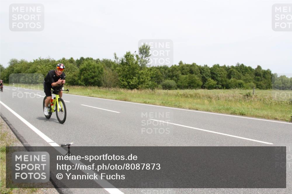 22.06.2025 - Viking Triathlon Yannick Fuchs http://msf.ph/oto/8087873 22.06.2025 13:21:49 Radfahren 37, 364, 406 meine-sportfotos.de