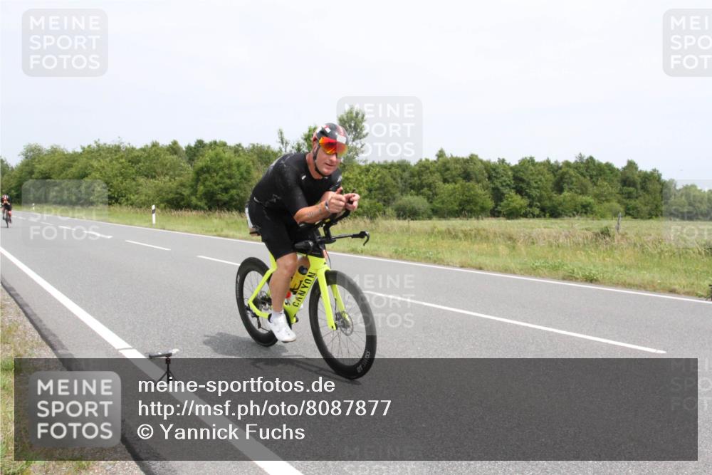22.06.2025 - Viking Triathlon Yannick Fuchs http://msf.ph/oto/8087877 22.06.2025 13:21:50 Radfahren 37, 364, 406 meine-sportfotos.de