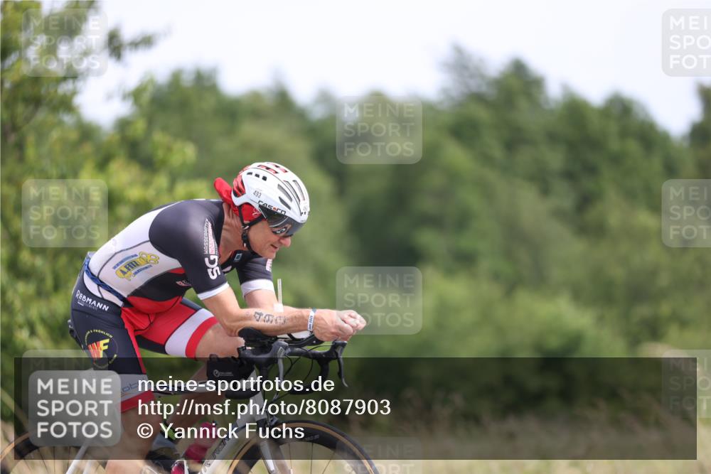 22.06.2025 - Viking Triathlon Yannick Fuchs http://msf.ph/oto/8087903 22.06.2025 13:12:31 Radfahren 83, 493 meine-sportfotos.de