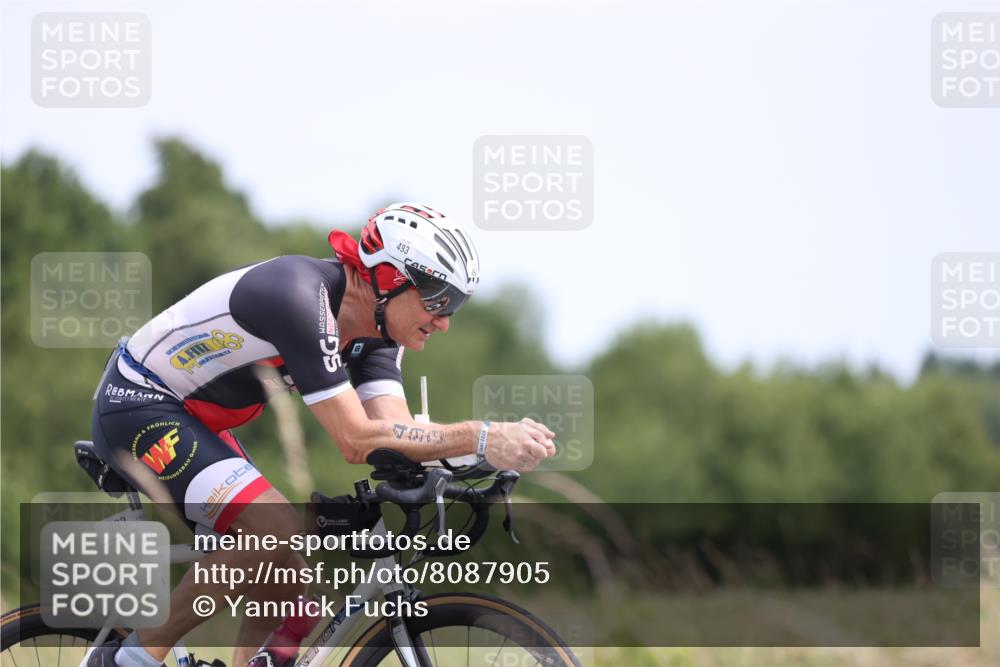 22.06.2025 - Viking Triathlon Yannick Fuchs http://msf.ph/oto/8087905 22.06.2025 13:12:31 Radfahren 83, 493 meine-sportfotos.de