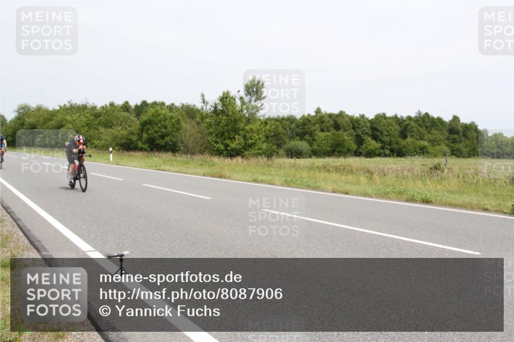 22.06.2025 - Viking Triathlon Yannick Fuchs http://msf.ph/oto/8087906 22.06.2025 13:21:52 Radfahren 37, 364, 406 meine-sportfotos.de