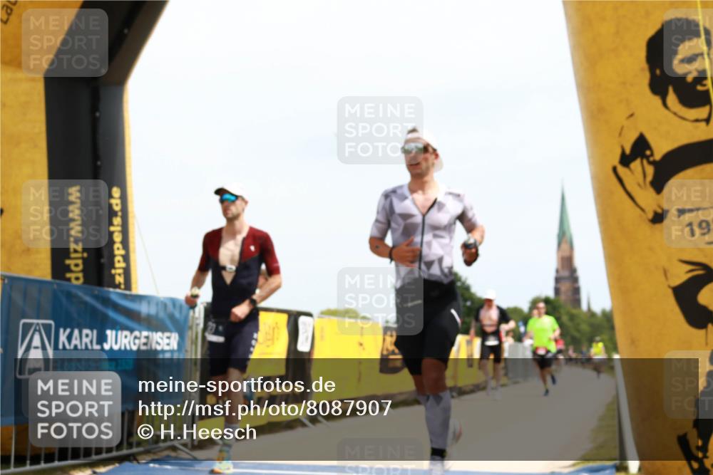22.06.2025 - Viking Triathlon H.Heesch http://msf.ph/oto/8087907 22.06.2025 13:04:31 Laufen 1, 527, 536, 654 meine-sportfotos.de