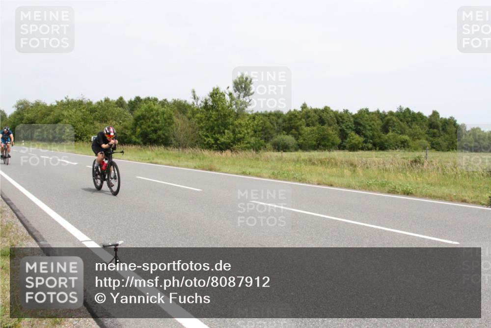 22.06.2025 - Viking Triathlon Yannick Fuchs http://msf.ph/oto/8087912 22.06.2025 13:21:52 Radfahren 37, 364, 406 meine-sportfotos.de