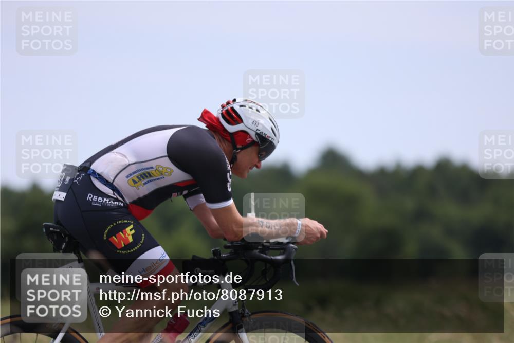 22.06.2025 - Viking Triathlon Yannick Fuchs http://msf.ph/oto/8087913 22.06.2025 13:12:32 Radfahren 83, 493 meine-sportfotos.de