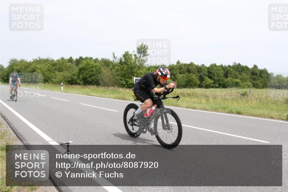 22.06.2025 - Viking Triathlon Yannick Fuchs http://msf.ph/oto/8087920 22.06.2025 13:21:53 Radfahren 37, 364, 406 meine-sportfotos.de