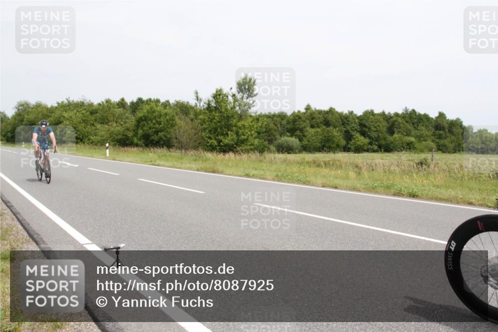 22.06.2025 - Viking Triathlon Yannick Fuchs http://msf.ph/oto/8087925 22.06.2025 13:21:54 Radfahren 37, 364, 406 meine-sportfotos.de