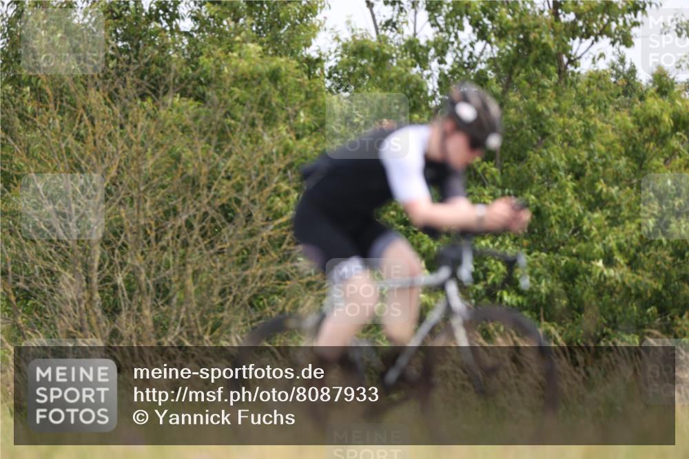 22.06.2025 - Viking Triathlon Yannick Fuchs http://msf.ph/oto/8087933 22.06.2025 13:12:52 Radfahren 190, 199, 303, 439, 607 meine-sportfotos.de