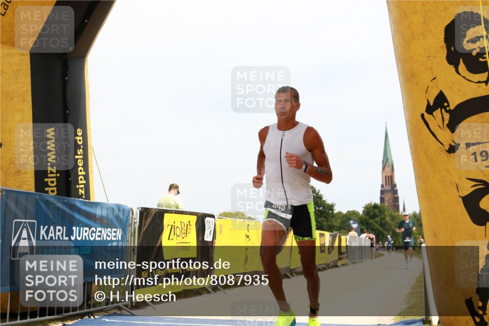 22.06.2025 - Viking Triathlon H.Heesch http://msf.ph/oto/8087935 22.06.2025 13:05:19 Laufen 349 meine-sportfotos.de