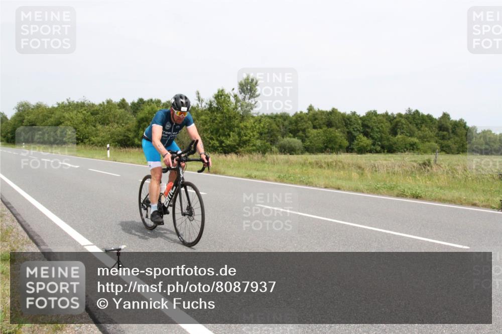 22.06.2025 - Viking Triathlon Yannick Fuchs http://msf.ph/oto/8087937 22.06.2025 13:21:55 Radfahren 37, 406 meine-sportfotos.de