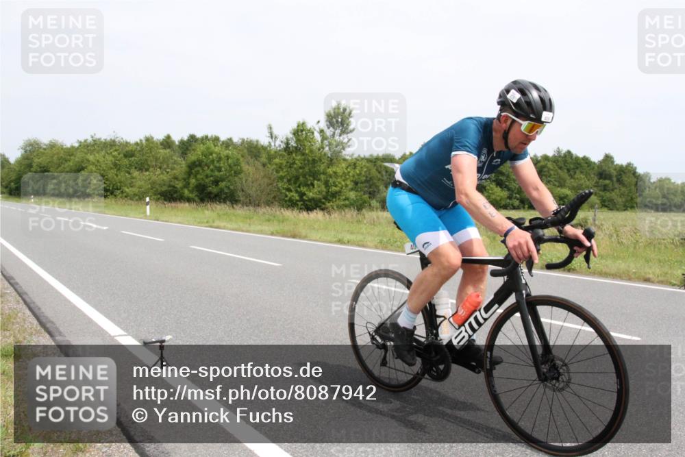 22.06.2025 - Viking Triathlon Yannick Fuchs http://msf.ph/oto/8087942 22.06.2025 13:21:55 Radfahren 37, 406 meine-sportfotos.de