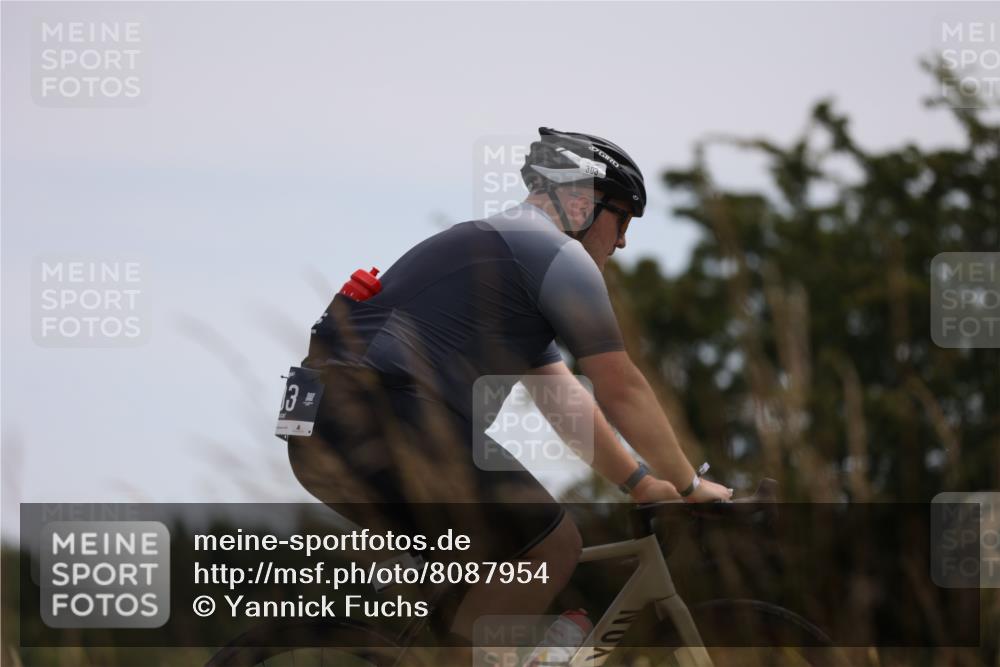 22.06.2025 - Viking Triathlon Yannick Fuchs http://msf.ph/oto/8087954 22.06.2025 13:12:56 Radfahren 190, 199, 303, 439, 607 meine-sportfotos.de