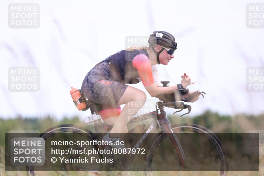 22.06.2025 - Viking Triathlon Yannick Fuchs http://msf.ph/oto/8087972 22.06.2025 13:13:15 Radfahren 64, 186, 320 meine-sportfotos.de