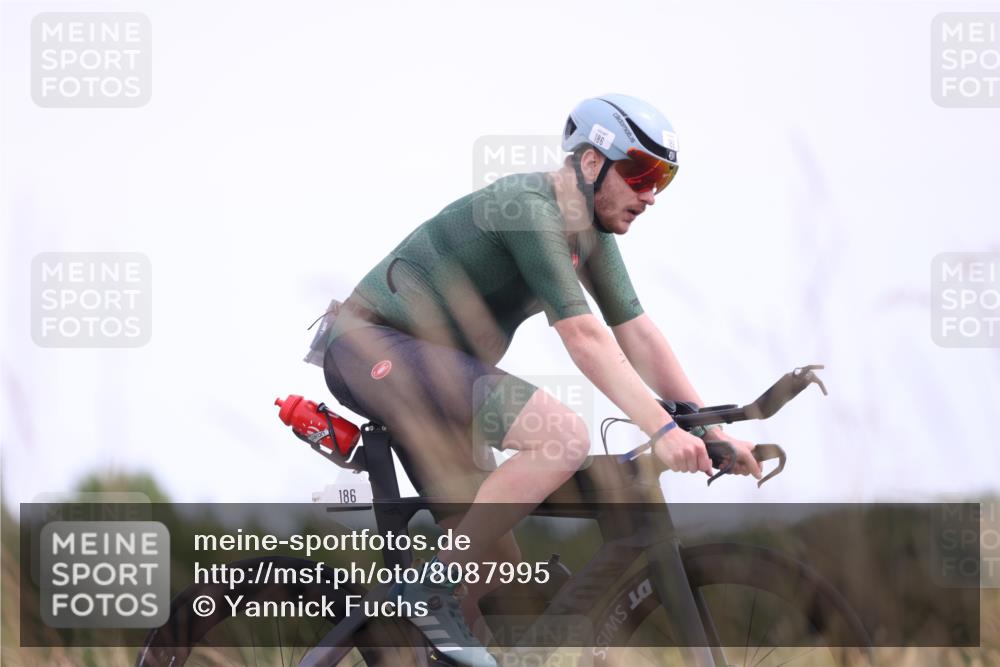22.06.2025 - Viking Triathlon Yannick Fuchs http://msf.ph/oto/8087995 22.06.2025 13:13:23 Radfahren 64, 186, 251, 480 meine-sportfotos.de
