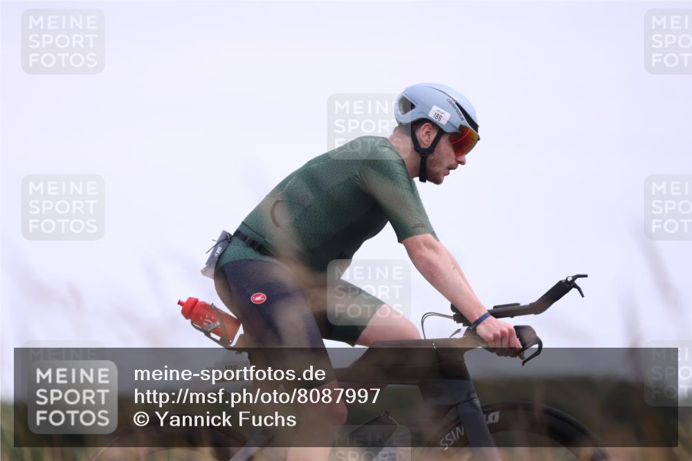 22.06.2025 - Viking Triathlon Yannick Fuchs http://msf.ph/oto/8087997 22.06.2025 13:13:24 Radfahren 64, 186, 251, 480 meine-sportfotos.de