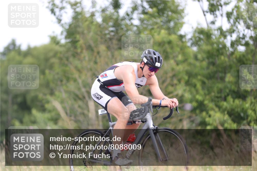 22.06.2025 - Viking Triathlon Yannick Fuchs http://msf.ph/oto/8088009 22.06.2025 13:13:27 Radfahren 186, 251, 353, 480 meine-sportfotos.de